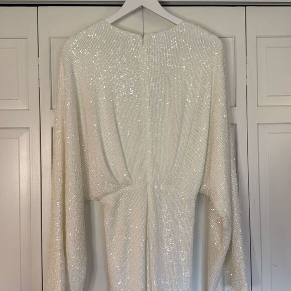 Pretty Lavish UK Alexis white sequin dolman sleeve maxi gown 6 - Picture 8 of 13
